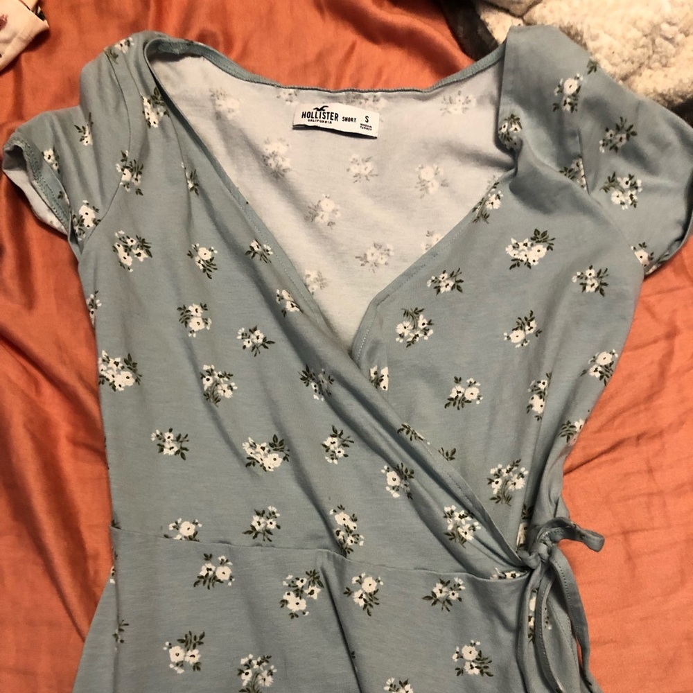 hollister summer dress 🤍